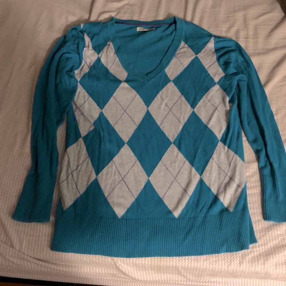V neck sweater